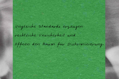 Notizzettel mit Handschrift "19. Restrukturierung der Verantwortlichkeiten zwischen Kommunen, Land und Bund" und dem Titel "Ungleiche Standards erzeugen rechtliche Unsicherheit und öffnen den Raum für Diskriminierung."